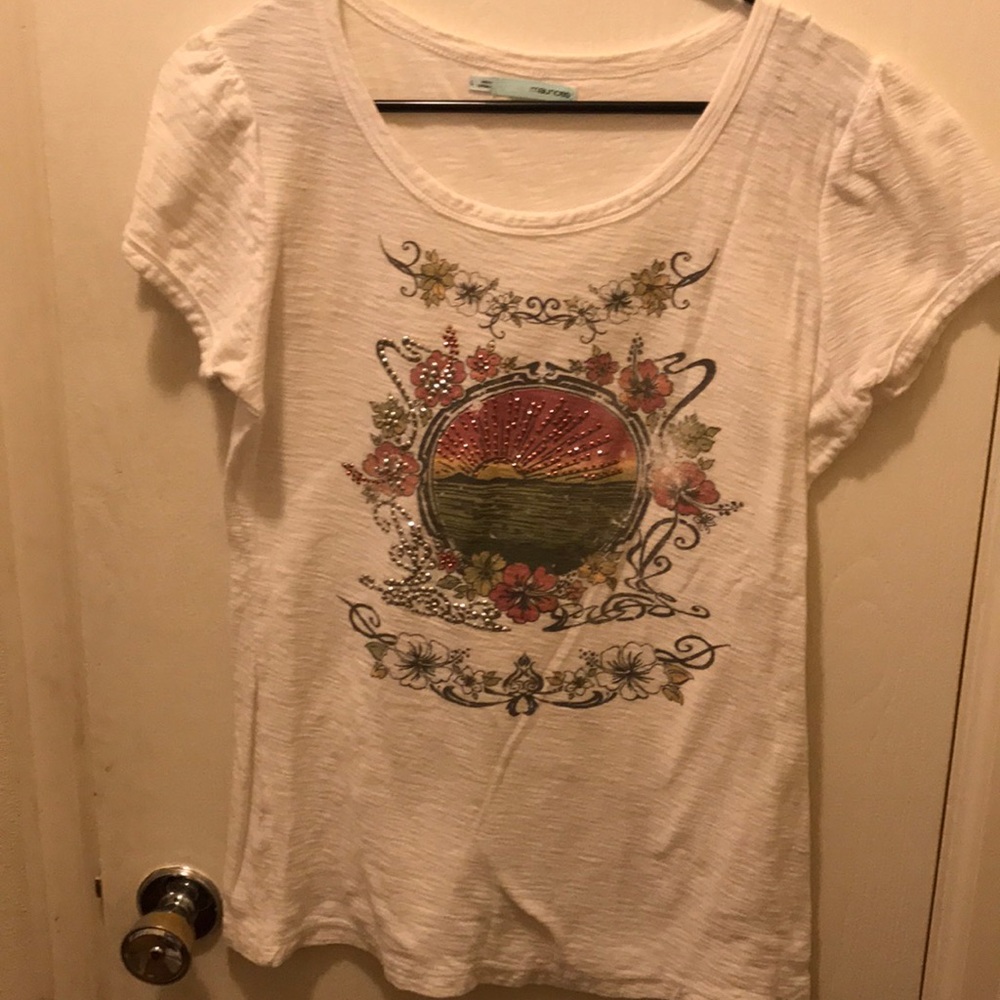 Cute short sleeve top